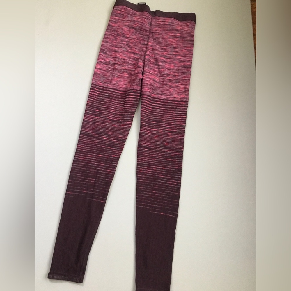 Nike Pro Performance Leggings w/ Stirrups - Picture 4 of 7